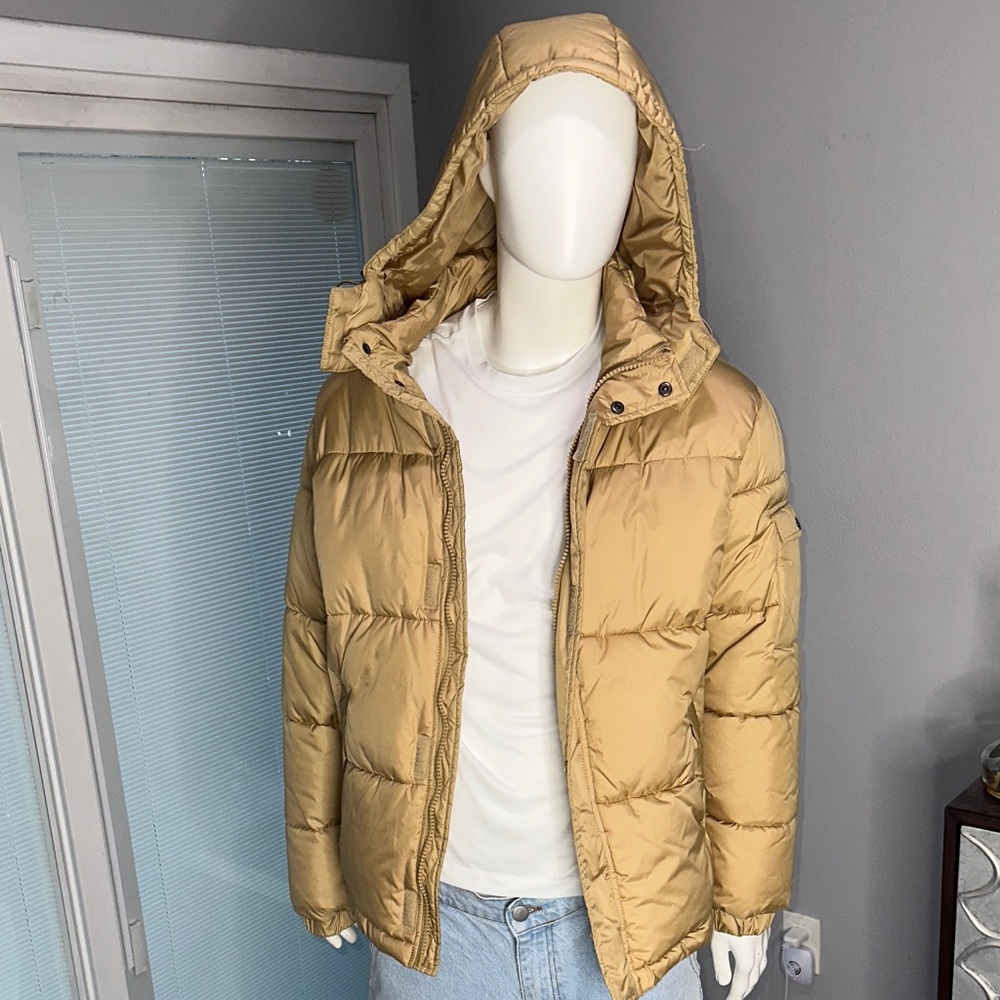 Forever 21 Men's Metallic Gold Puffer Jacket